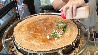 煎餅果子—台灣街頭小吃.內壢Pancake rolled with crisp fritter ... 