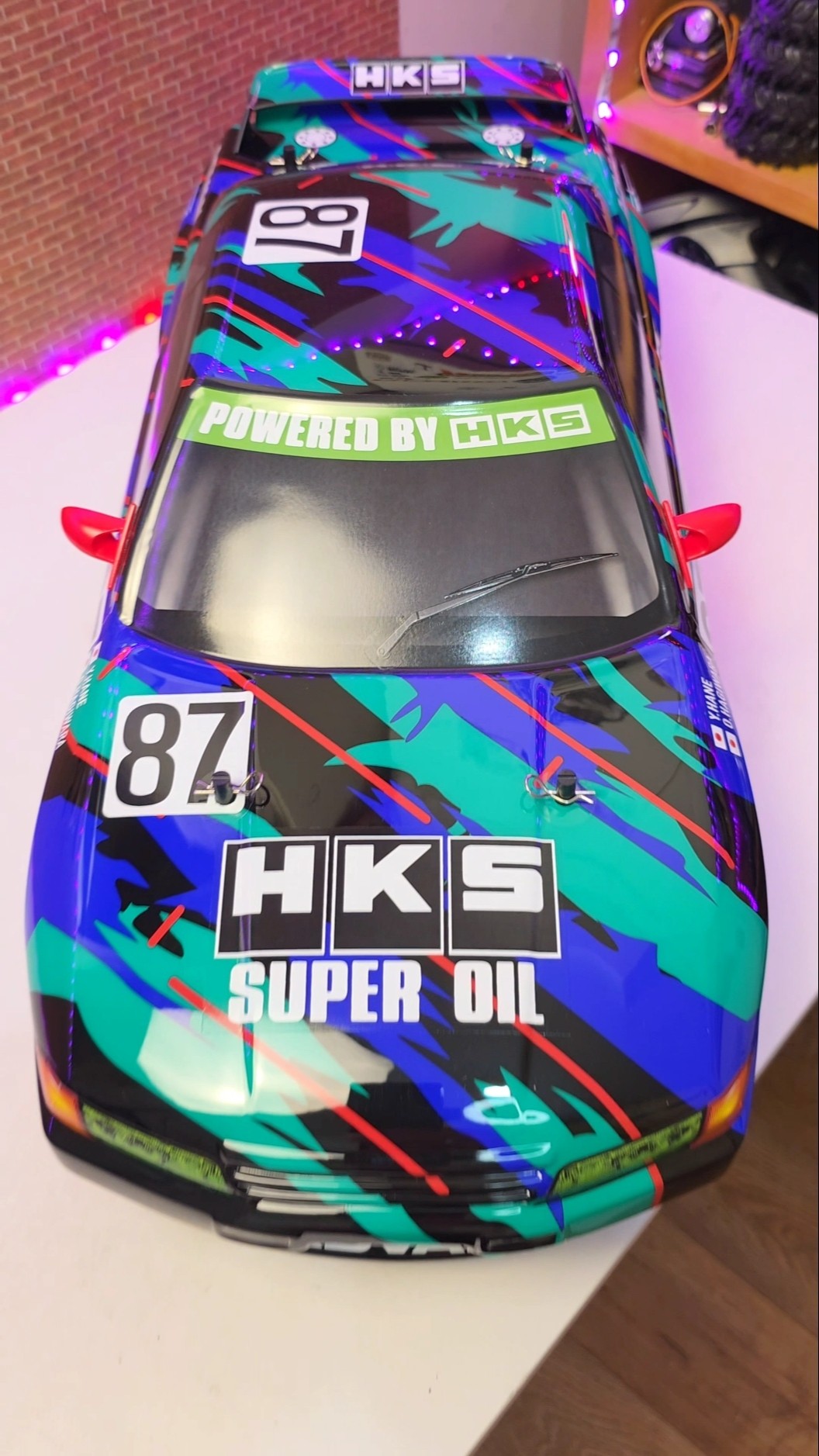 Godzilla is Back! 1/8 Scale HKS R32 GTR from Carisma! 😎 #rc