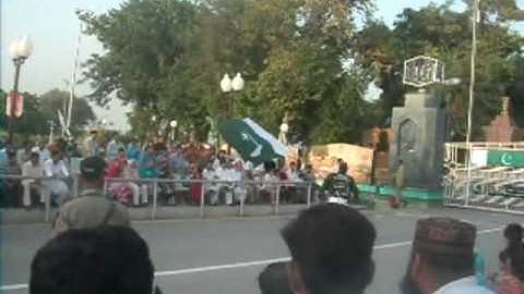 Animadores jodiendo a los Indios