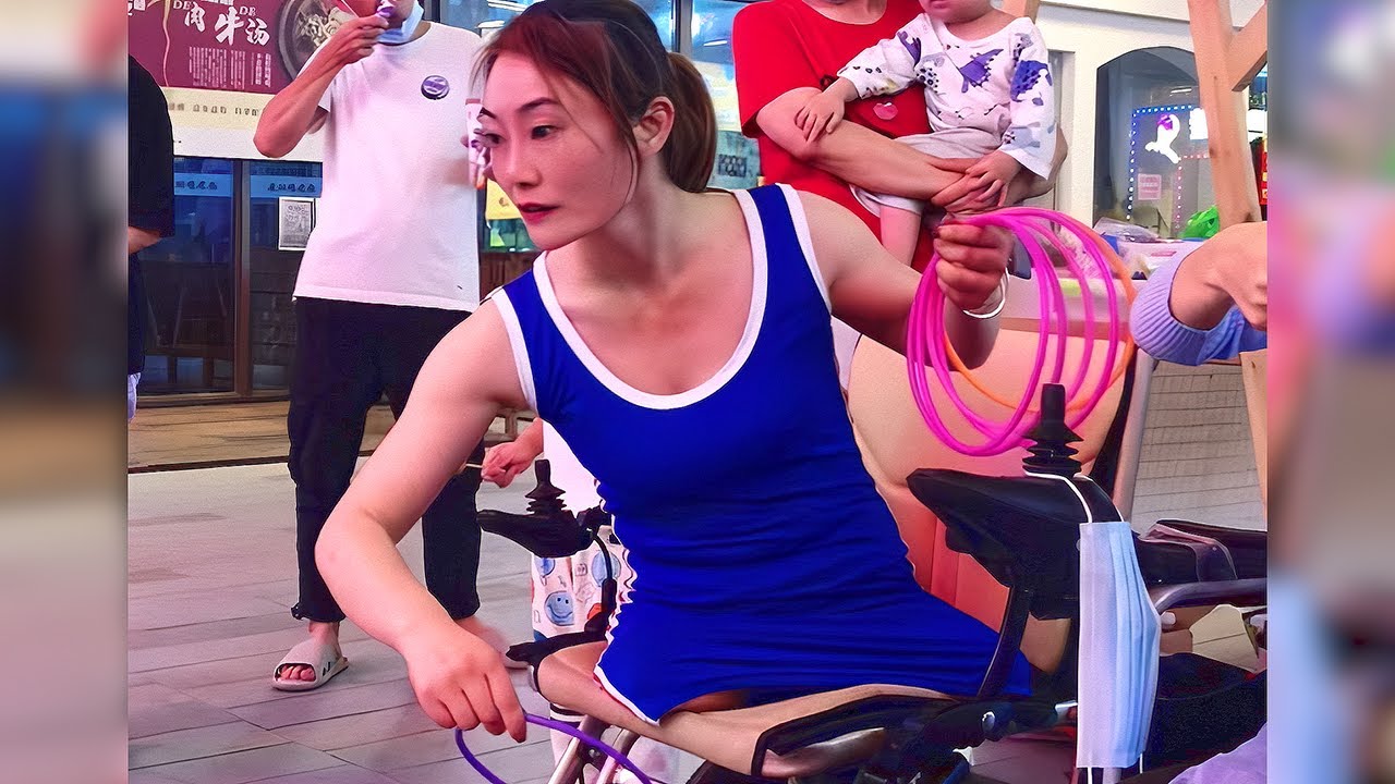 Удивительная девушка ампуташка наслаждается жизнью без ног #3