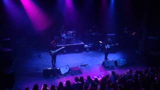 Daughter - Shallows (Live @ Corona Theatre)