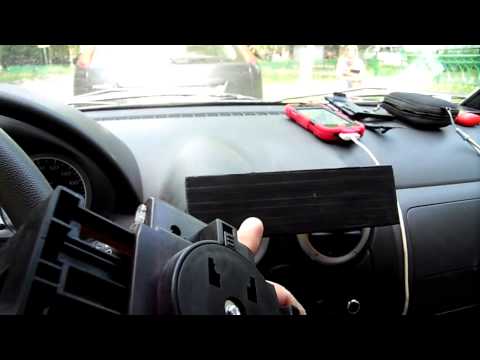 Установка держателя для телефонов на Ладу Ларгус