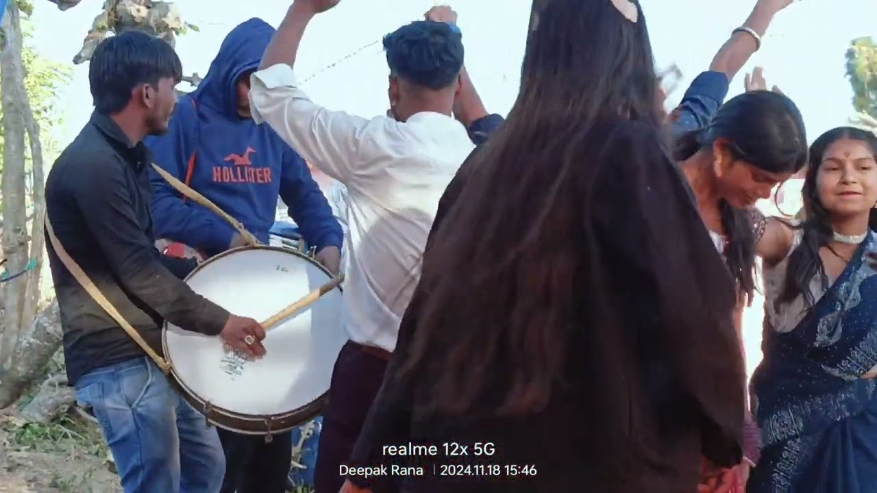 गढ़वाली बैंड और पहाड़ी Dance #viral 