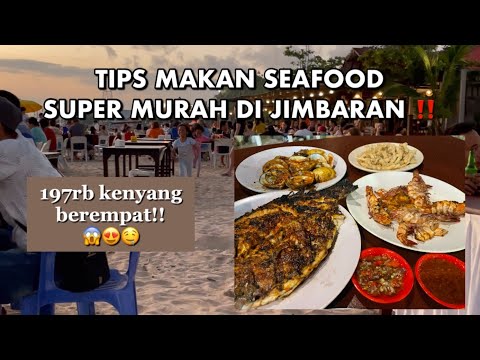 Video: Makan Makanan Indonesia di Pantai di Jimbaran, Bali