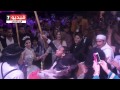بالفيديو.. وليد سليمان وعروسه يرقصون بـ " العصا " فى حفل زفافهما