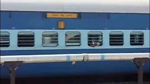 19312 Indore Pune Express