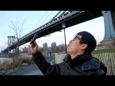 ნიუ იორკის თავზე ადამიანები დაფრინავენ