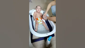 Lezgow Wash I Smelled Mama Lol Baby Cutebaby Shortvideo Baby Ytviral Ytshorts 