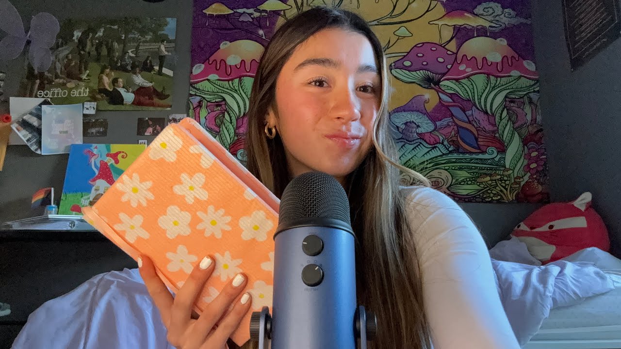 ASMR helping you set your New Year’s resolutions!🥂