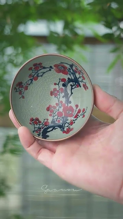 Hand-Painted Plum Blossom Underglaze Pu-erh Tea Cup