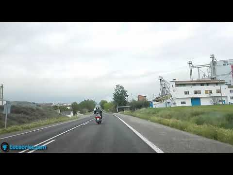 Adelantamiento de motocicleta en carretera convencional