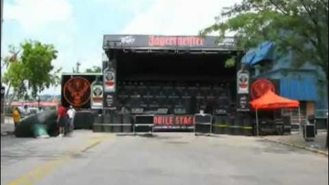 Jägermeister Stage powered by Peavey Versarray