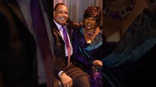 Famous They met on set of Dreamgirls Loretta Devine and Glenn Marshall Profile