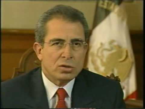 Con la Reforma de 1995, Zedillo le otorga mayor autonomÃ­a al IFE, prueba de ello fue en el periÃ³do de 1995 y 1996 la derrota del PRI en Guanajuato, Jalisco y Baja California Norte (zonas ultraderechistas y conservadores), a su vez en 1997 pierde la mayorÃ­a de la CÃ¡mara de Diputados, cuyo presidente es Porfirio MuÃ±oz Ledo, del PRD, asÃ­ como la derrota en la Jefatura del Gobierno del Distrito Federal, ganada por CuauhtÃ©moc CÃ¡rdenas, del PRD, asÃ­ como la victoria del mismo partido y del PAN en municipios de algunos estados y Delegaciones del DF Pese a intentos de fraude entre simpatizantes del PRI, Zedillo prefiere no intervenir, da por muerto el "Dedazo" en 1999, donde en las filas del priÃ­smo se muestra por primera vez una competencia para ser candidato presidencial, ganando Francisco Labastida Ochoa. La noche del 2 de julio del 2000, los medios masivos de comunicaciÃ³n dieron una cobertura amplia de lo sucedido en la contienda presidencial, siendo triunfador Vicente Fox, es Zedillo el primero en reconocerlo, antes que el IFE comunicara los resultados de las elecciones.