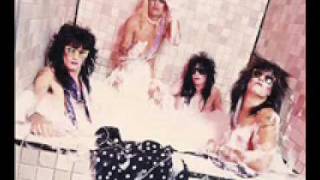 Motley Crue - Five Years Dead