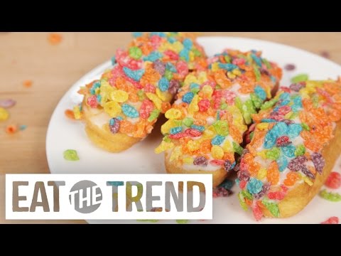 Fruity Pebbles Twinkies | Eat the Trend