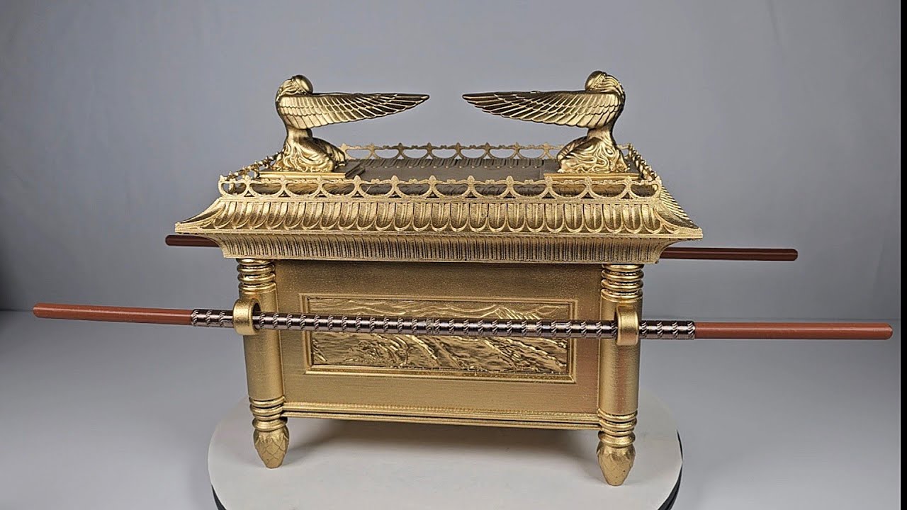 Large Scale Ark From Raiders Of The Lost Ark - YouTube