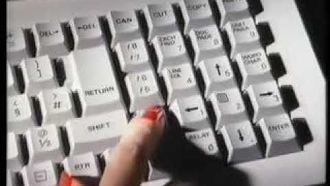 Amstrad PCW 8256 [Angleterre]