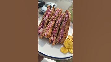 Beetroot dahi toast#dahitoast #toast #sandwichrecipe #sandwich