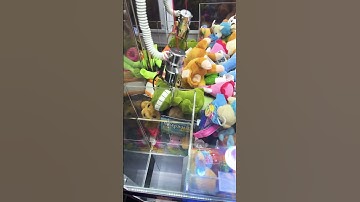 mini-claw machine!! #clawmachine #shorts #arcade #win