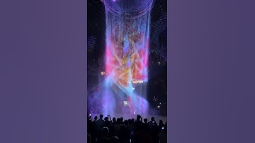 Thác nước nhân tạo lớn nhất thế giới