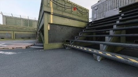 Call of Duty®: Black Ops Cold War cross map tomahawk