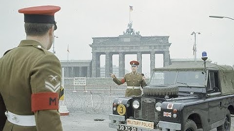 BRITISH ARMY: Destination Berlin (1989)