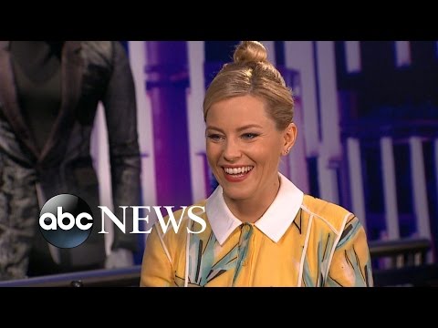 Video: Elizabeth Banks Čistá hodnota: Wiki, ženatý, rodina, svatba, plat, sourozenci