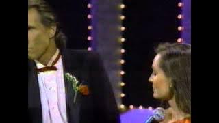 WHAT ABOUT ME (Live) - Kenny Rogers, Crystal Gayle & Bill Medley