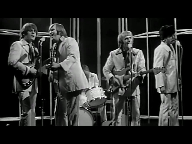 Beach Boys - Wouldn't It Be Nice (Live 1973)