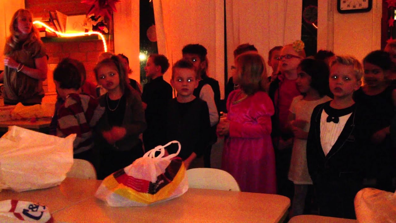 kerstgroet klas 3A OBS De Plevier 2012.MOV