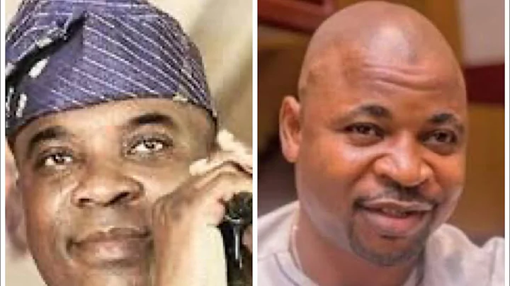 MC OLUOMO DANCE MOVES AT WASIU AYINDE’S CORONATION AS OLORI OMOBA AKILE OF IJEBU LAND