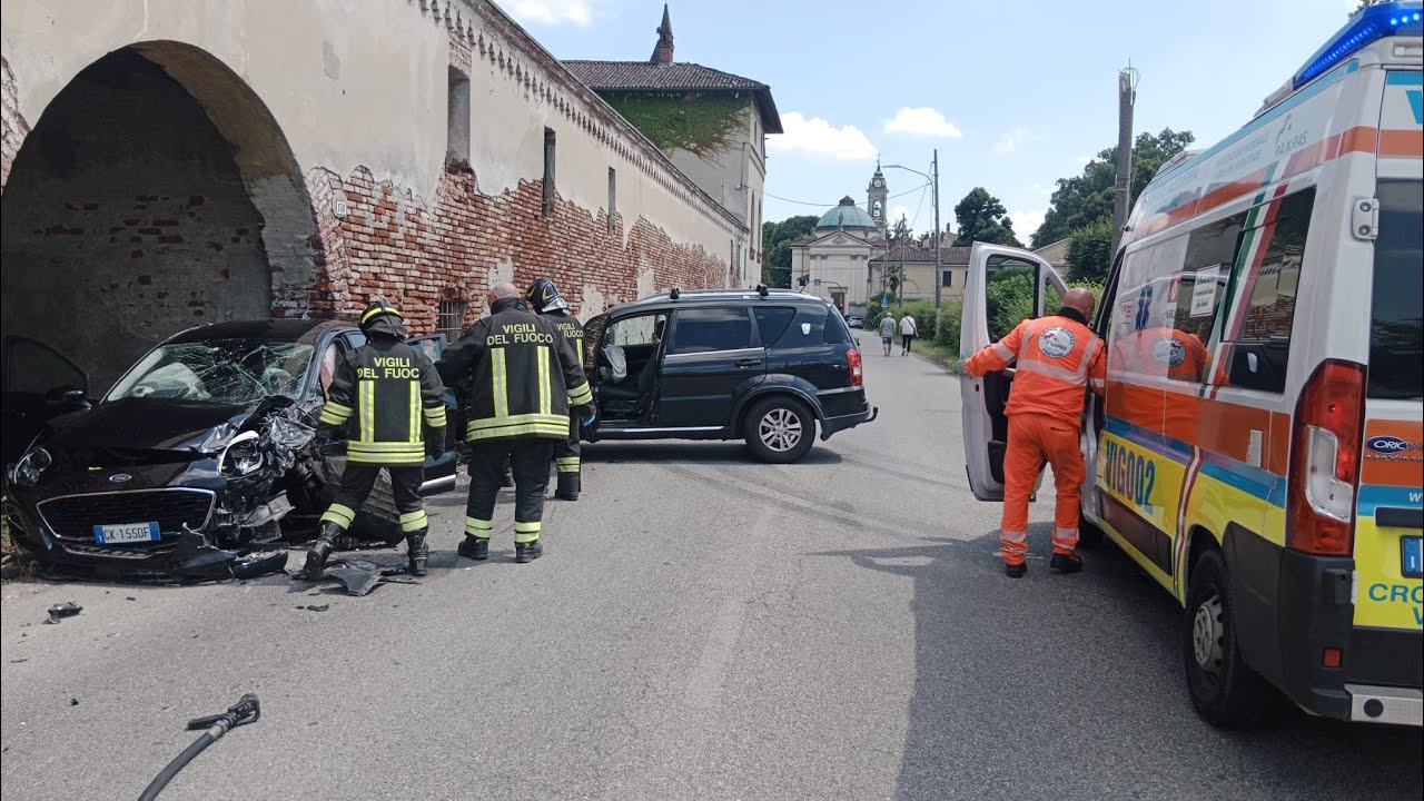Vigevano, l'incidente della Sforzesca  Due in ospedale