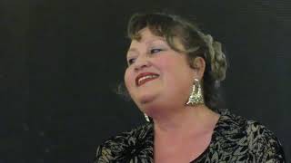 Gel Ey Denizin Nazlı Kızı, Solist Tülin Kocayiğit