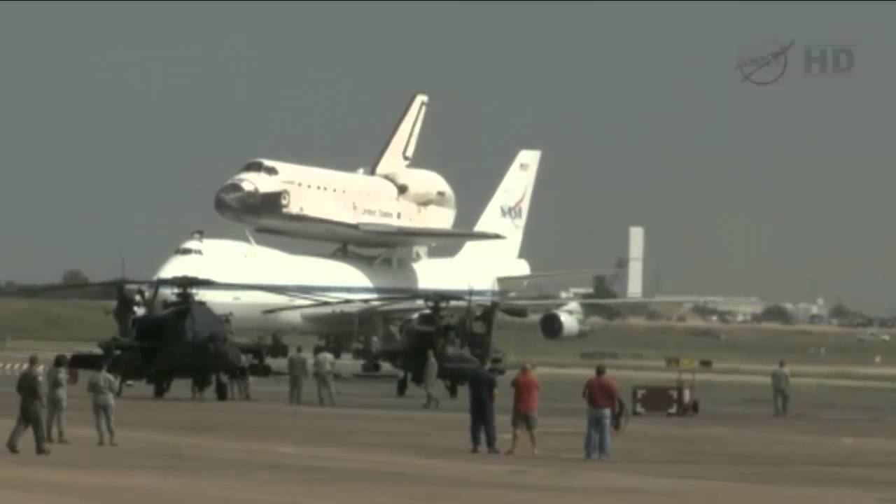 Endeavour landing in Houston, NASA live feed YouTube