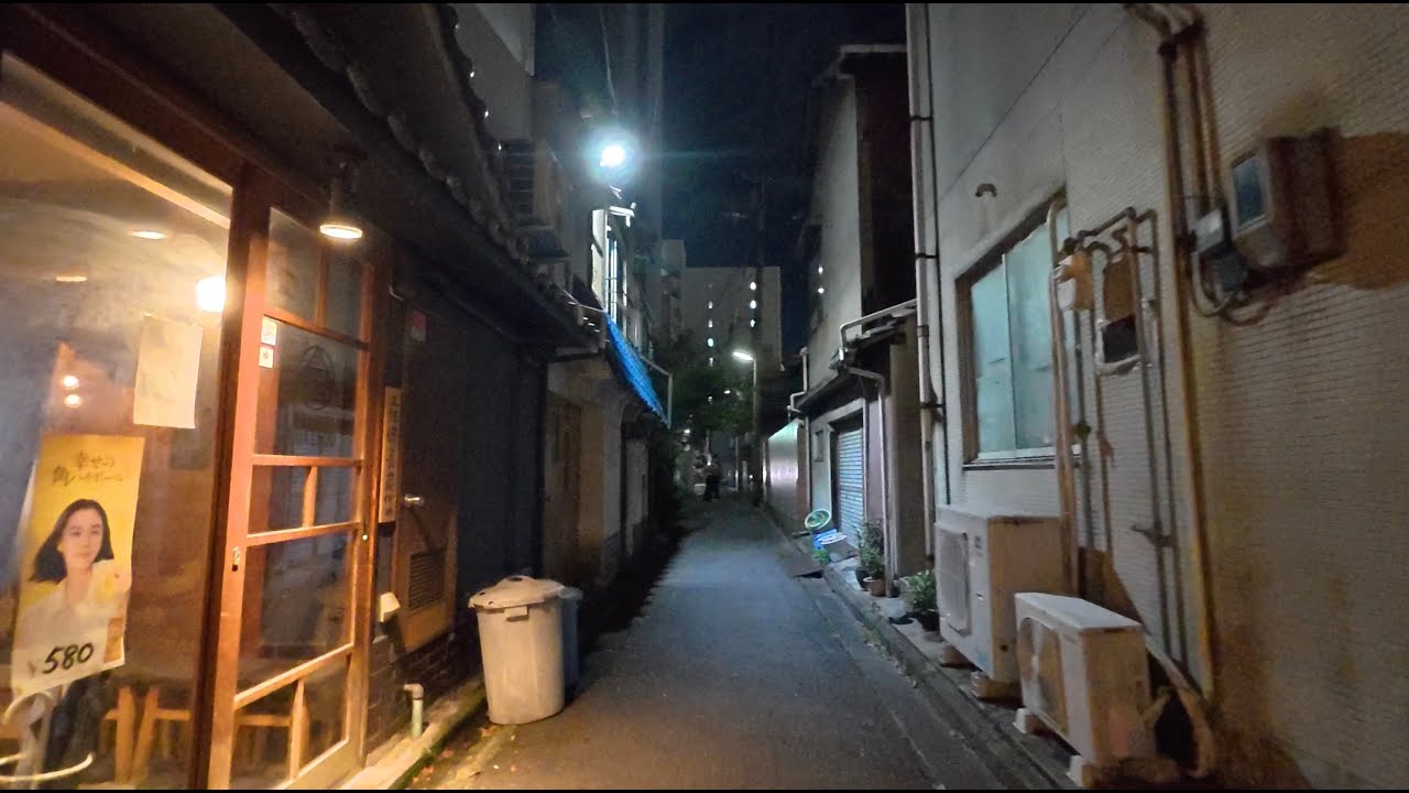 平日の夜8時、秋の松山大街道。一本裏の路地へ…喧騒と静寂が交差する夜散歩 | Matsuyama, Japan Night Walk