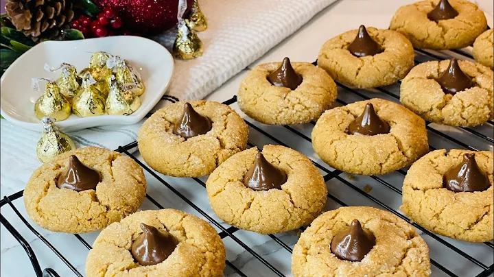 Peanut Butter Blossoms (Christmas cookies) #christmascookies