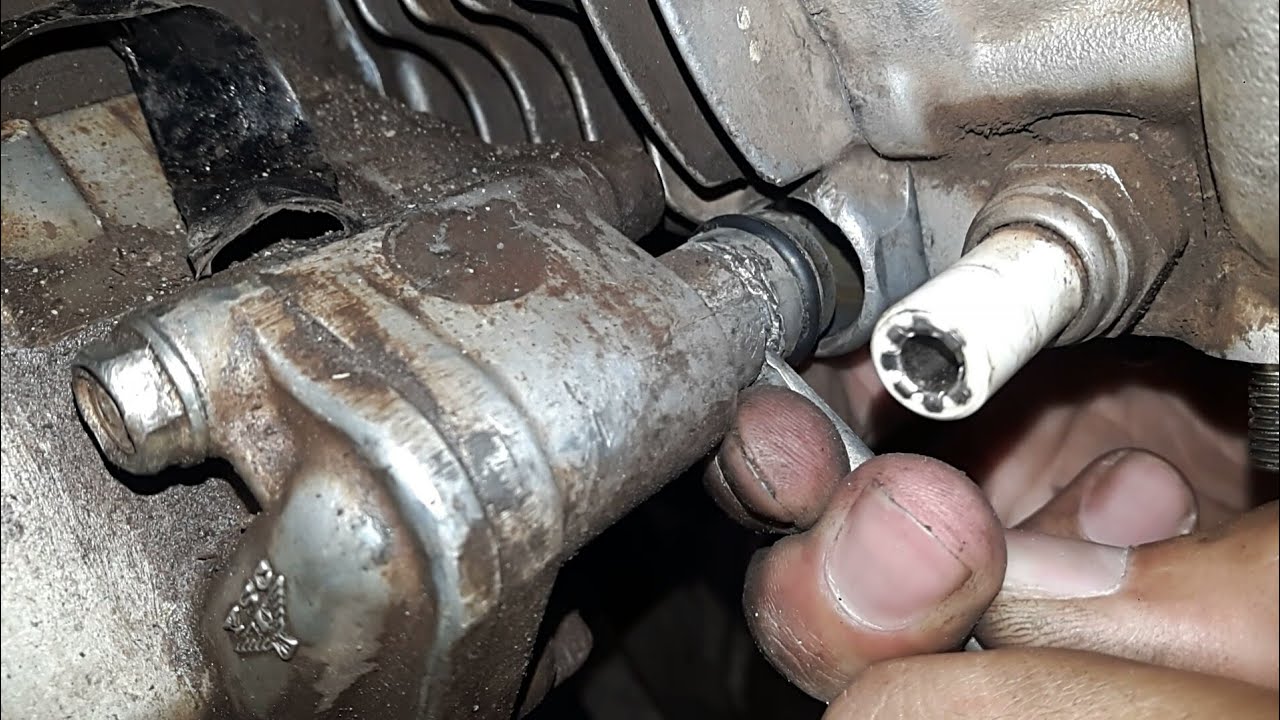 การเปลี่ยนโอริงท่อน้ำเข้าฝาสูบ การต่อสายไฟต่างๆ รถคลิก 110 ไอ