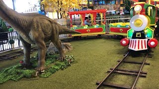 Seru Balita Naik Kereta Api Tut tut tut Sapa Mau Ikut hhehehe - Trains For Kids