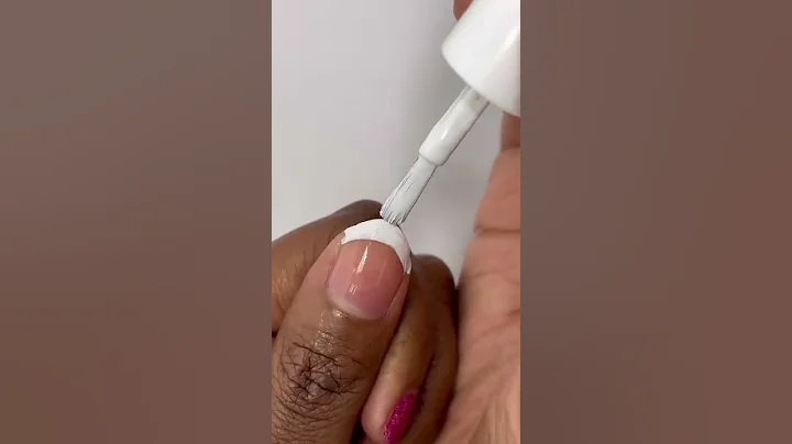 Easy French Tip Manicure | easy French tips for short nails