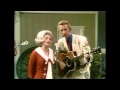 Porter Wagoner & Dolly Parton - Holding On To Nothin' (1968)