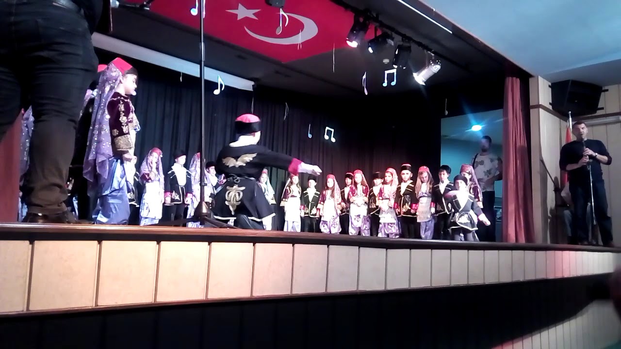 Halil vedat fıratlı ilkokulu 1.sınıf drama gösterisi 6