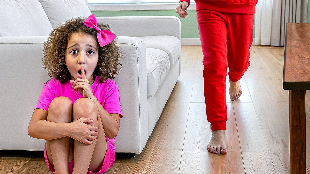 Sierra plays Hide and Seek with Rhia