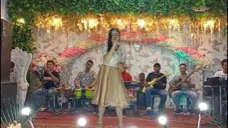 Teman Biasa - Cover By : Gita Gitata Feat New VEGA - Live Perak Jombang