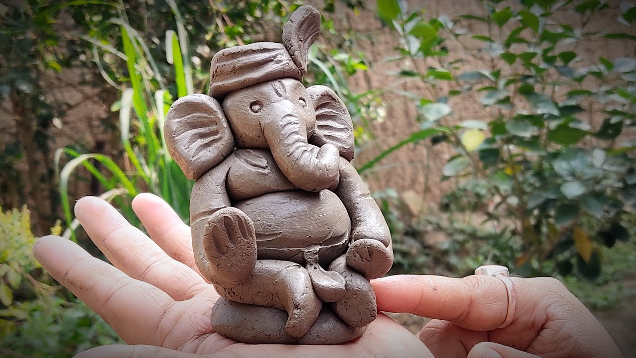 Sabse easy ganesh ji kaise banaen | Jamin ka mitti se ganesh ji | Art Tech