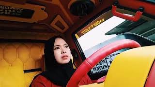 Cewek idaman lagi nyopir truk nih ngap||story wa sopir cantik lagu buih jadi permadani