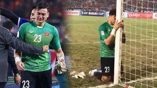 Thủ môn Đặng Văn Lâm qu.ỳ g.ối b.ậ.t kh.ó.c sau khi Việt Nam vô địch AFF Cup 2018 Thủ môn Đặng Văn Lâm qu.ỳ g.ối b.ậ.t kh.ó.c sau khi Việt Nam vô địch AFF Cup 2018
