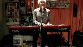Ian McLagan-Debris 11/13/09 chords
