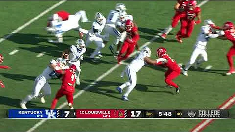 Barion Brown with a 100-YD TD for Kentucky 😲