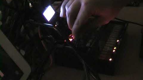 Ambient JAM: Volca FM + Fugue Machine + ZOOM CDR70MS